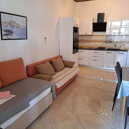 Apartmani R&B Radalj 马卡尔斯卡 外观 照片