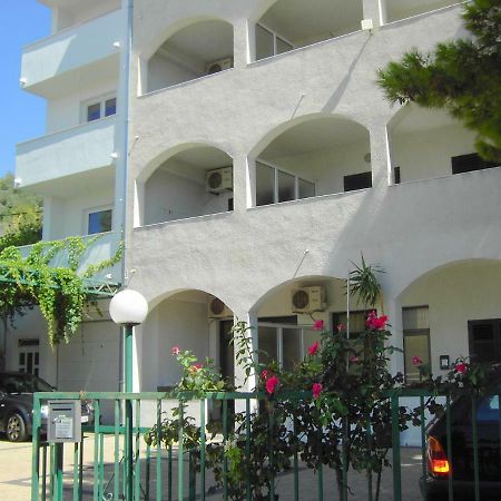 Apartmani R&B Radalj 马卡尔斯卡 外观 照片