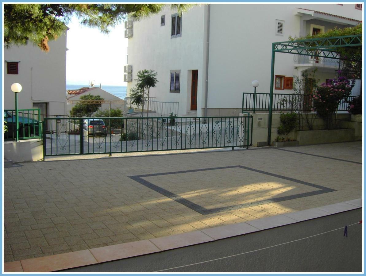 Apartmani R&B Radalj 马卡尔斯卡 外观 照片